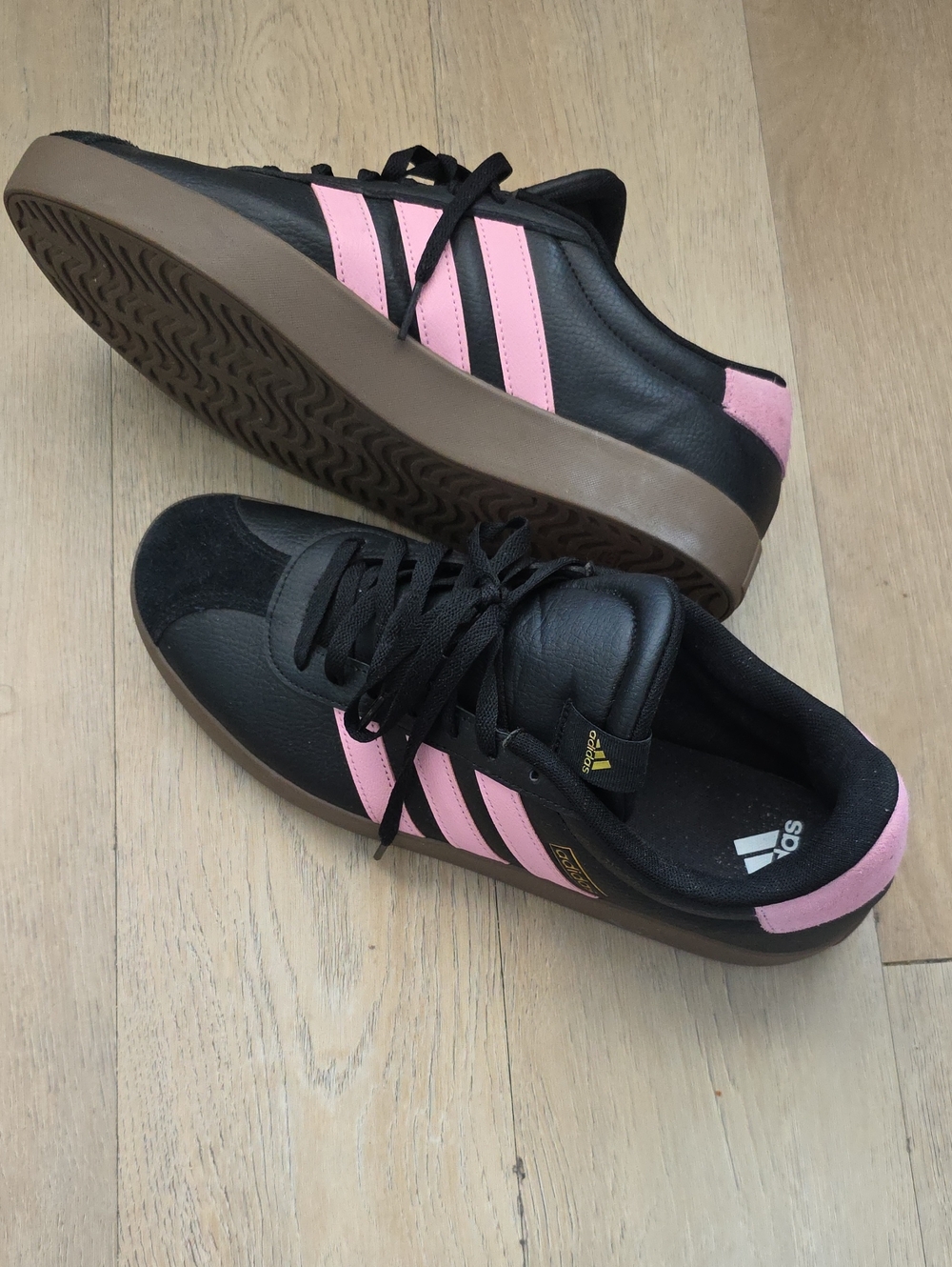 MENS SIZE 12 Adidas Black Sneakers with Pink Stripes